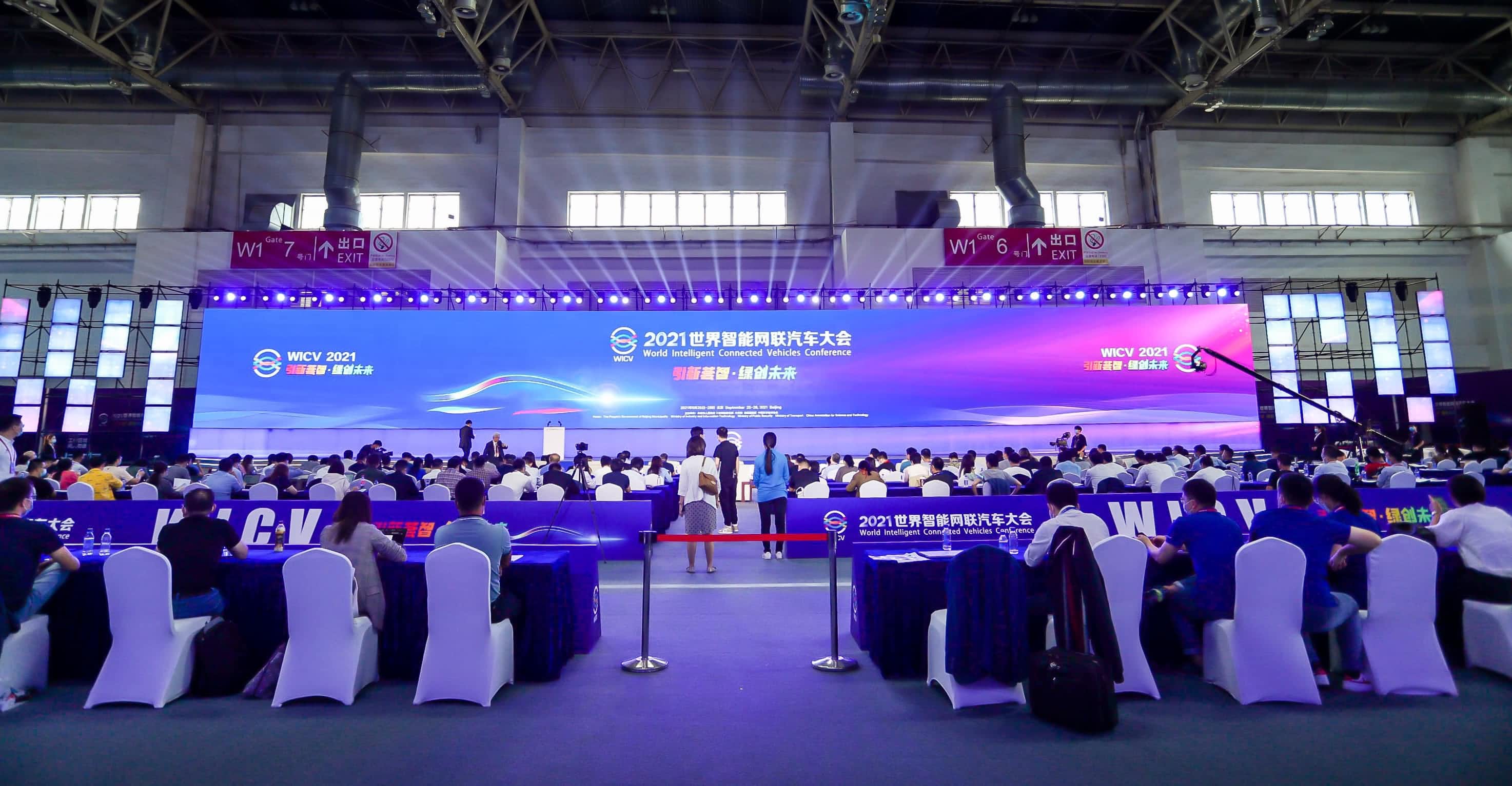 �۽�������������������� ������Ե����̸�Զ���ʻ������չ֮·