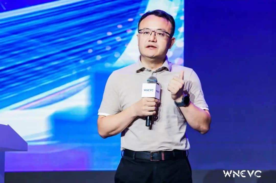 ������ԵCEO����������ȷȨ�����ݰ�ȫ�����ݹػ����¡�˼·