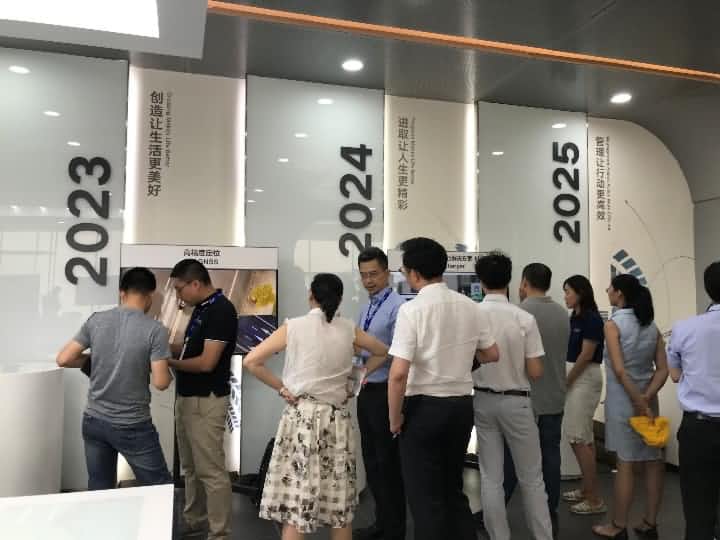 c97ea202-0c62-4733-84a2-f182eafe2fe3