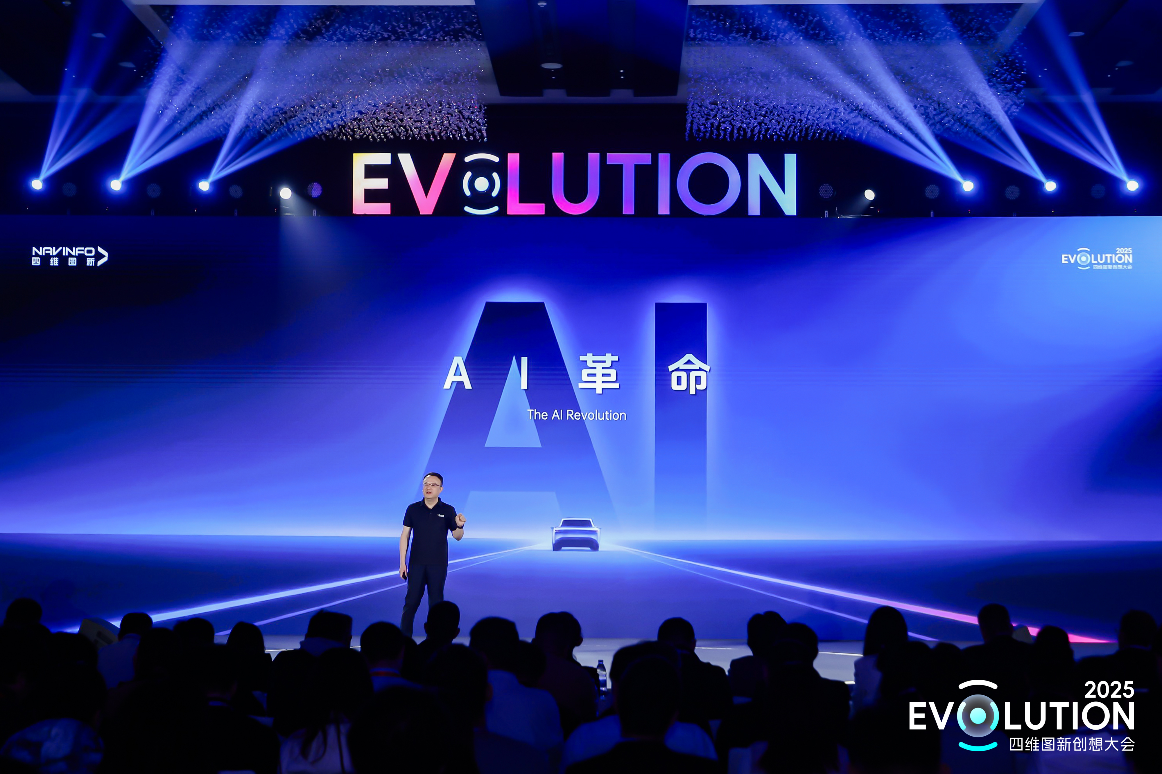 ������ | AI���������ܻ��Ľ������롪��������LIVEԲ������